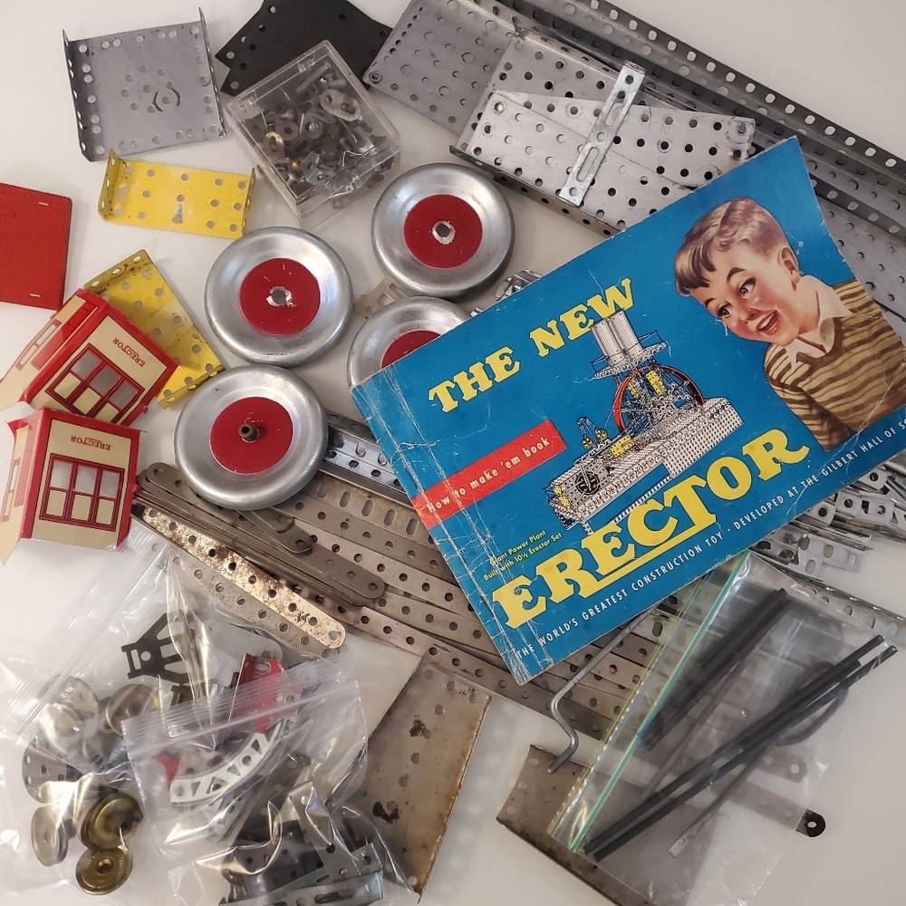Vintage 1954 Erector Metal Building Set w Manual - Gilbert Hall of Science - 50s